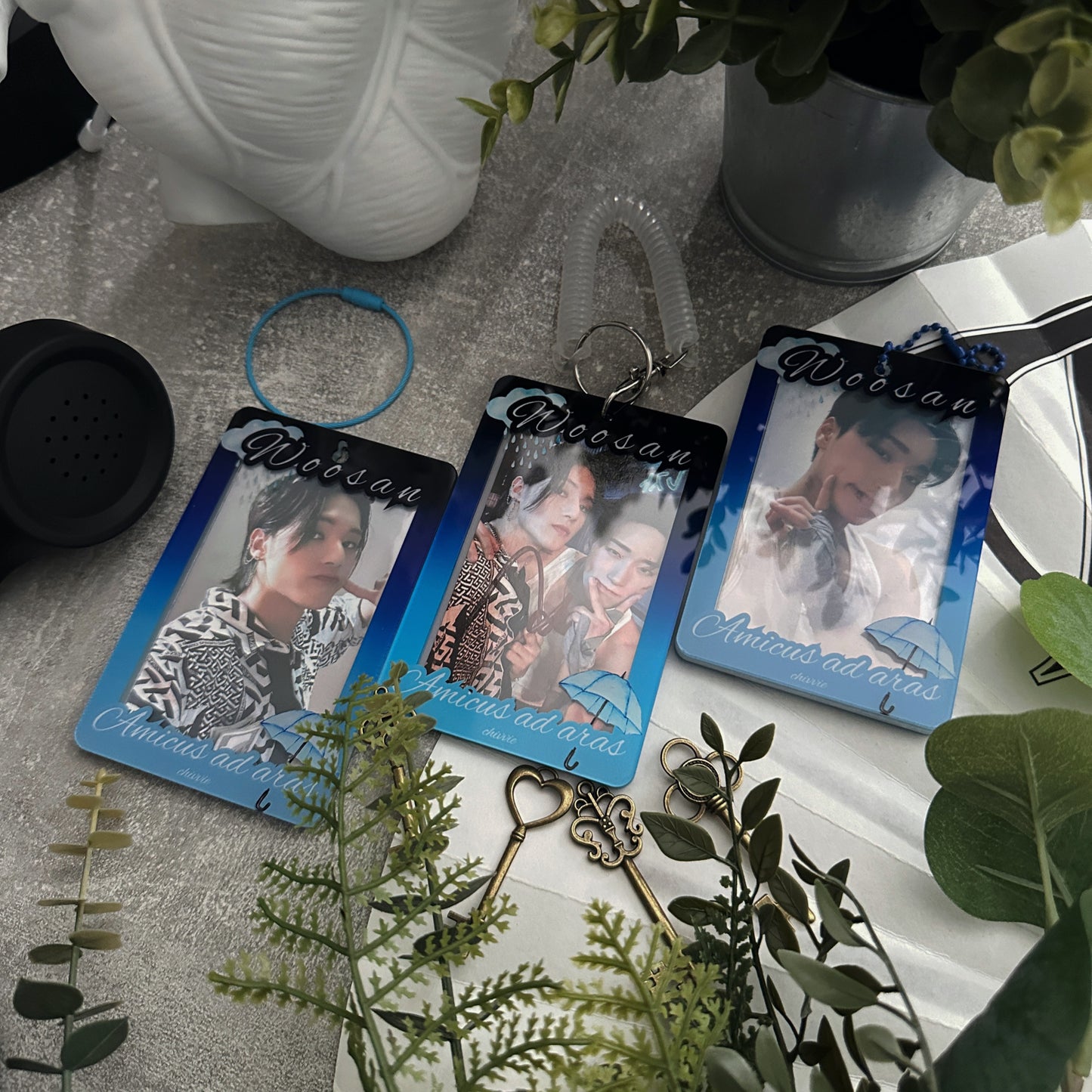 Woosan "Amicus ad Aras" Acrylic Photocard Holder