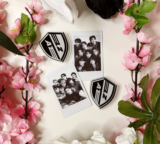 ATEEZ “The Real School“ Badge Acrylic Phone Grip