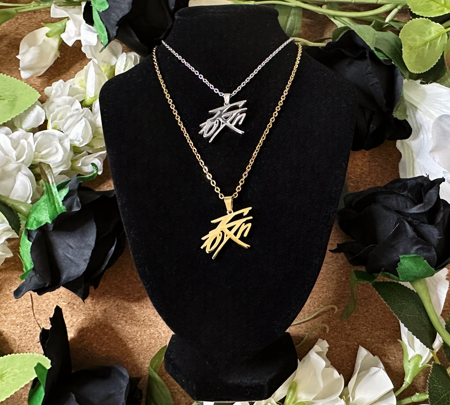 ATEEZ “FIX ON“ Necklace