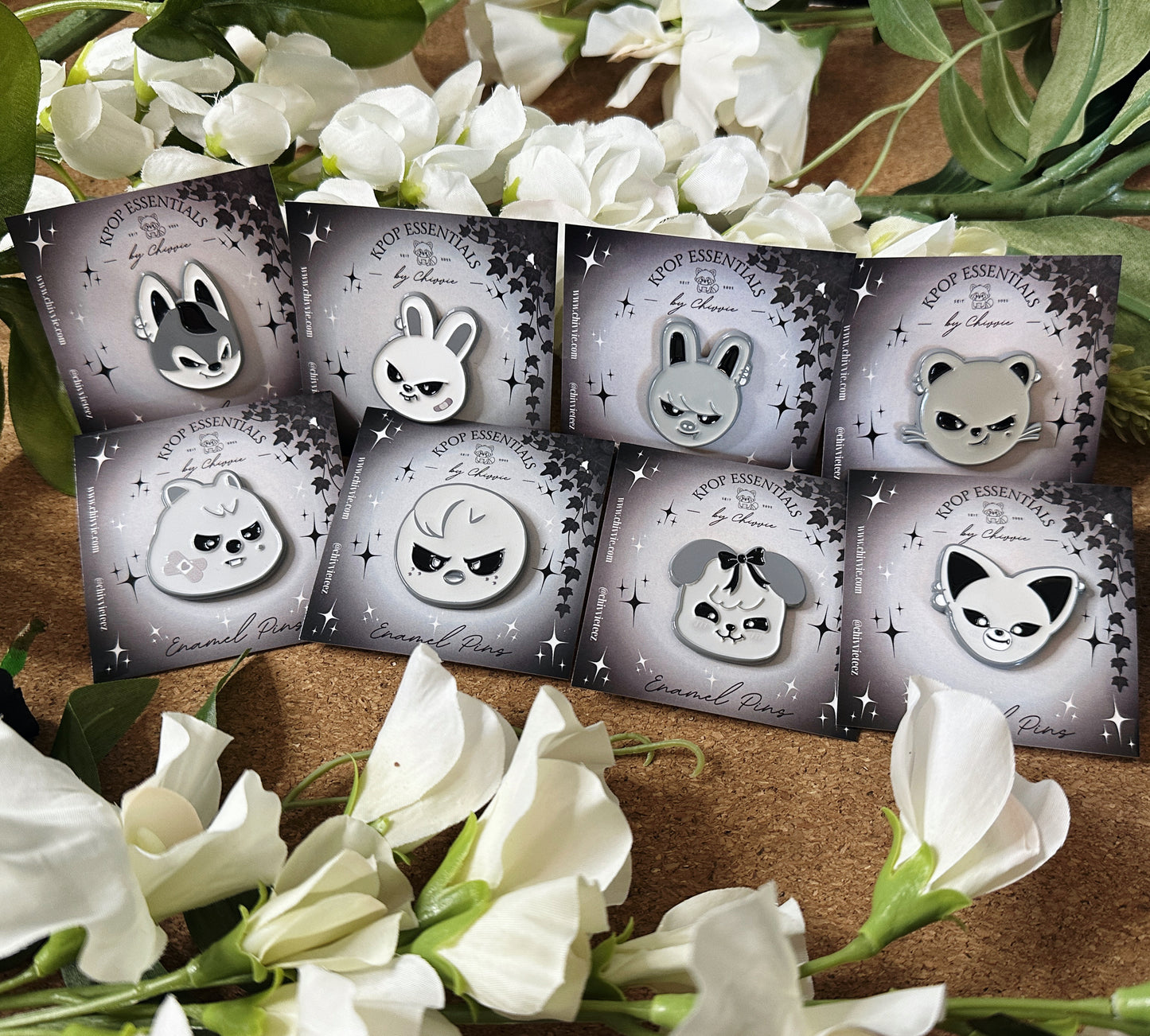 SKZ Evil Skzoo Enamel Pins [black/white]