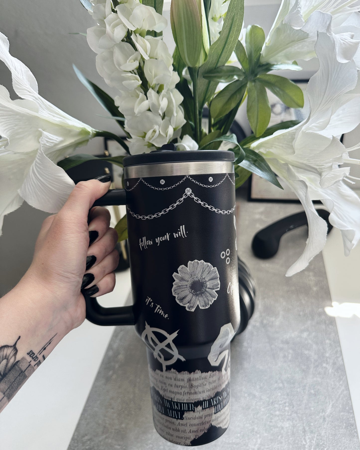 [Preorder] HALATEEZ 40oz Quencher Tumbler COLLECTION