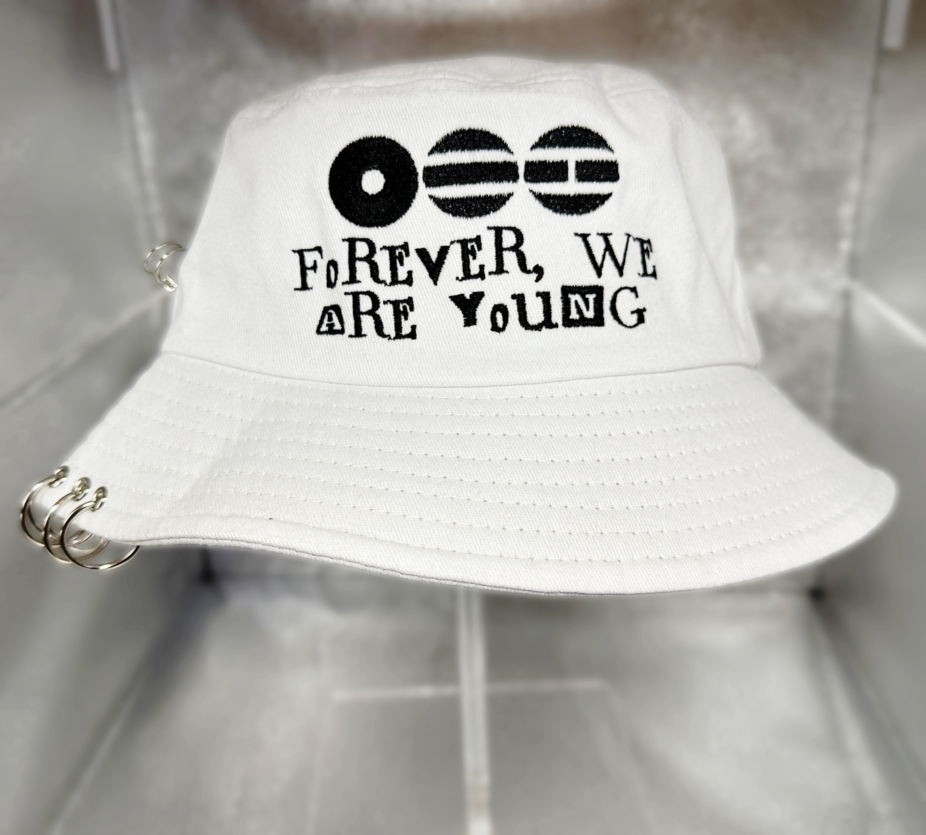 BTS ARIRANG 韓国 ポップアップ バルキャップ White 白 帽子 BTS ARIRANG 